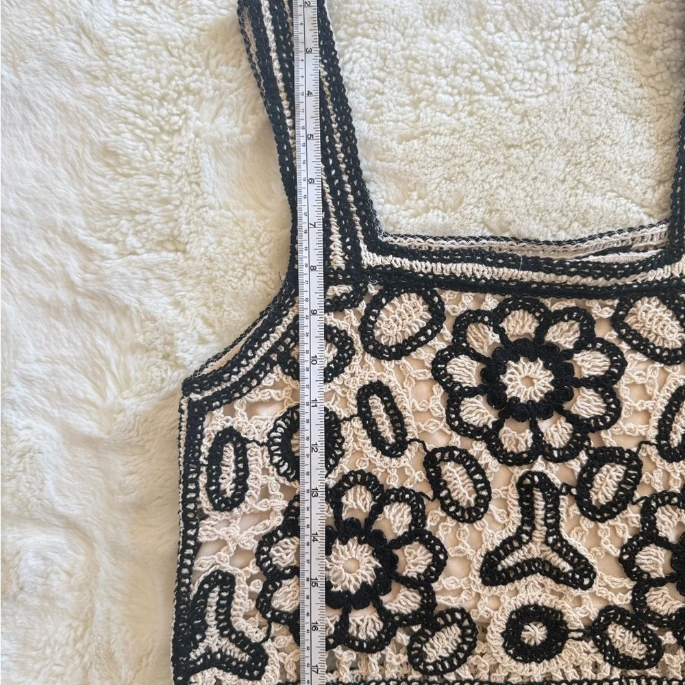 REBELLION CROCHET TWO PIECE SET BLACK BEIGE FLORAL SHORTS CROP TOP S - Picture 10 of 14